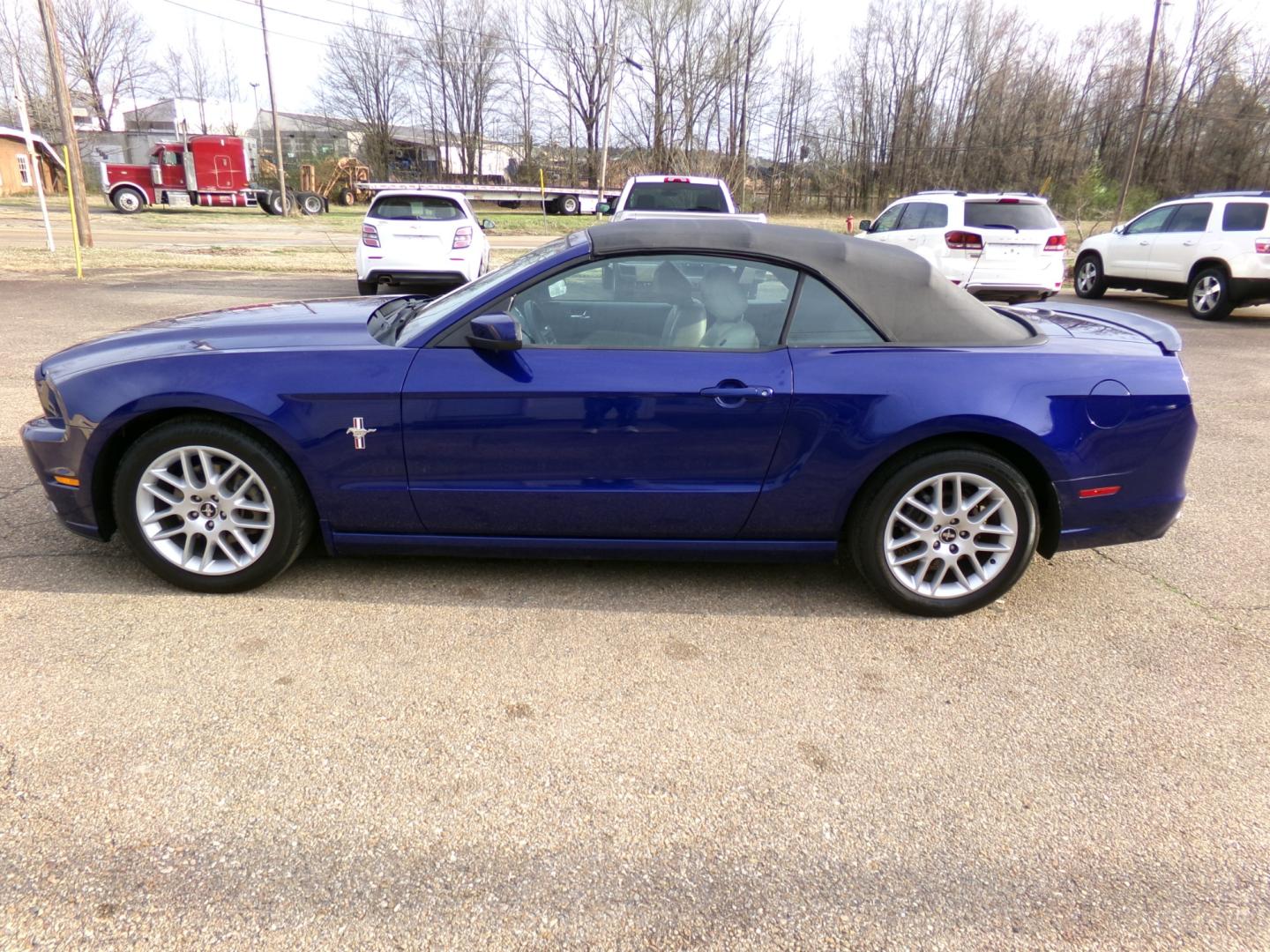 2014 Deep Impact Blue Metallic /Black Ford Mustang (1ZVBP8EM4E5) , located at 401 First NE, Bearden, AR, 71720, (870) 687-3414, 33.726528, -92.611519 - Photo#1